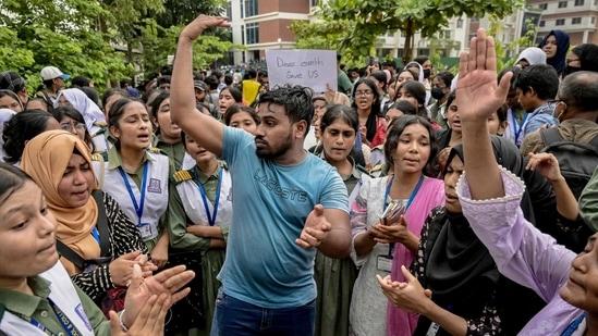 Students Protest Outdated Tech in Underfunded Districts