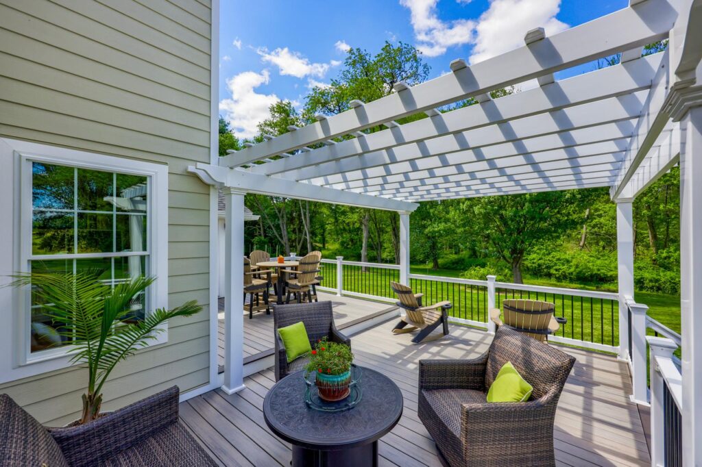 Deck and Patio Renovations: What’s Popular in 2025?