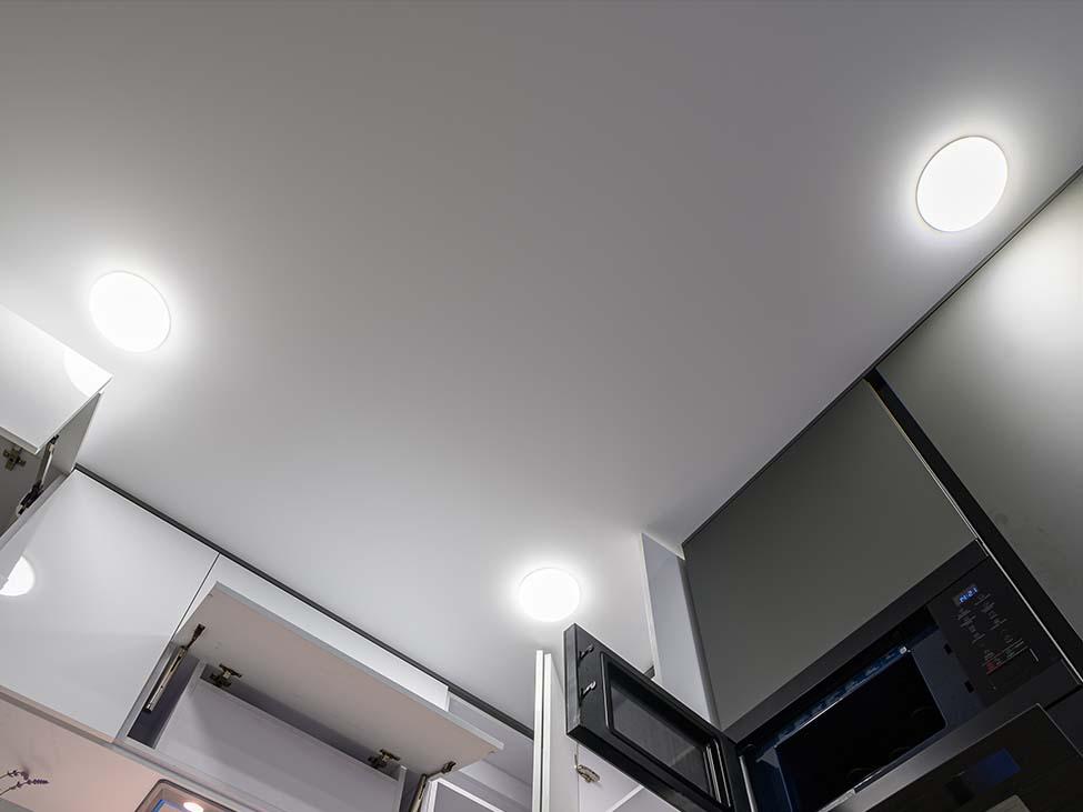 Understanding Energy Efficiency in LED and Incandescent Bulbs