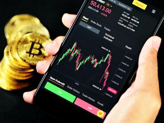 Strategies for Diversifying Crypto Investments Safely