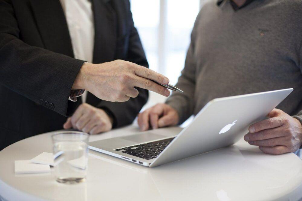 Leveraging Data Analytics to Tailor Narratives Effectively