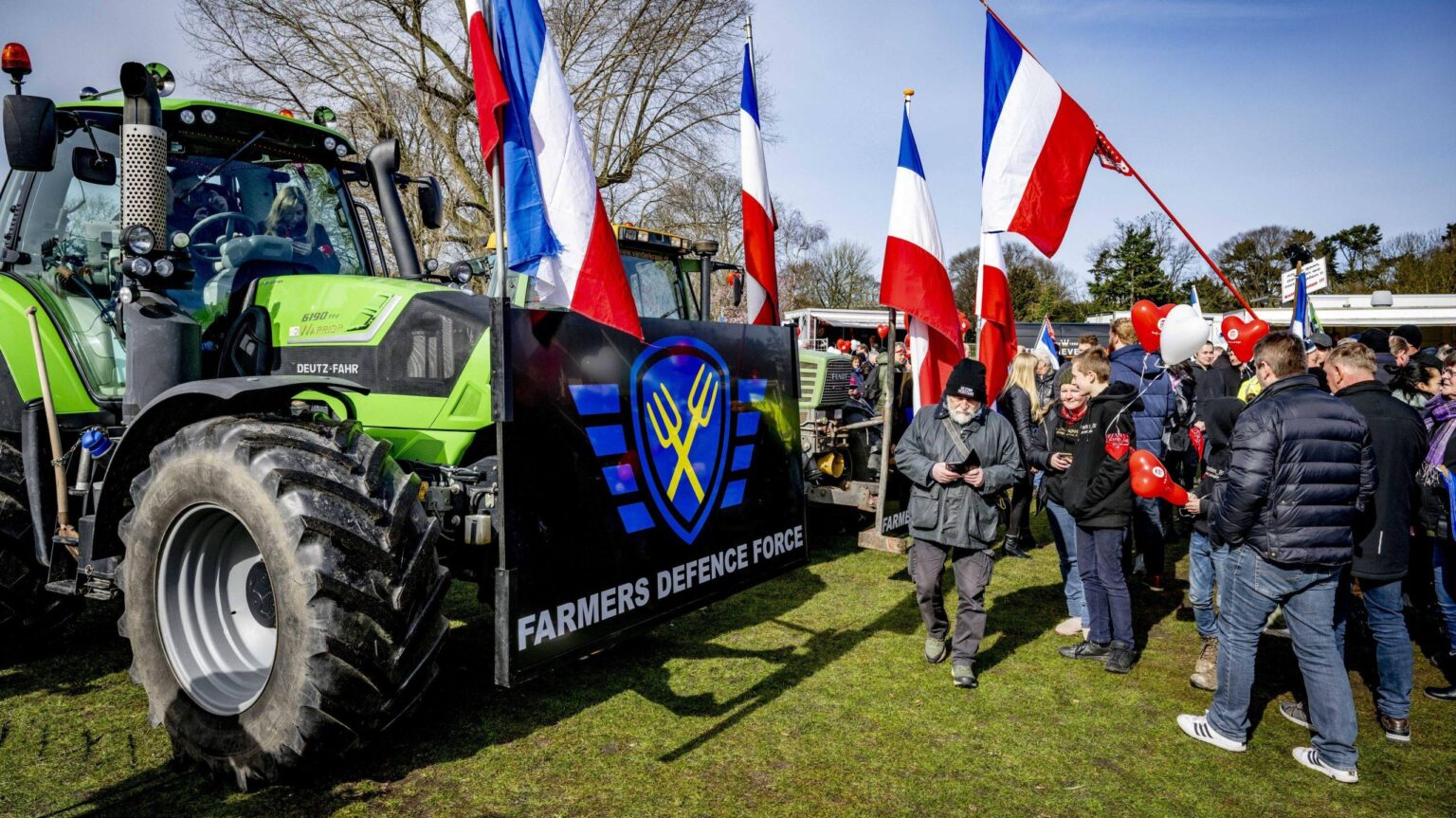 Dutch Farmers Protest Environmental Policies Again