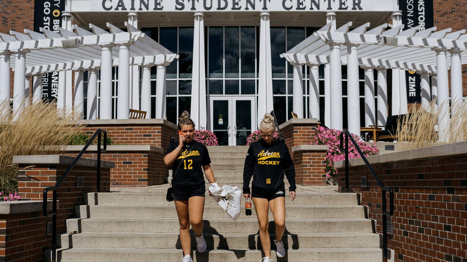 Are Traditional Colleges Dying? A Global Survey Says Maybe