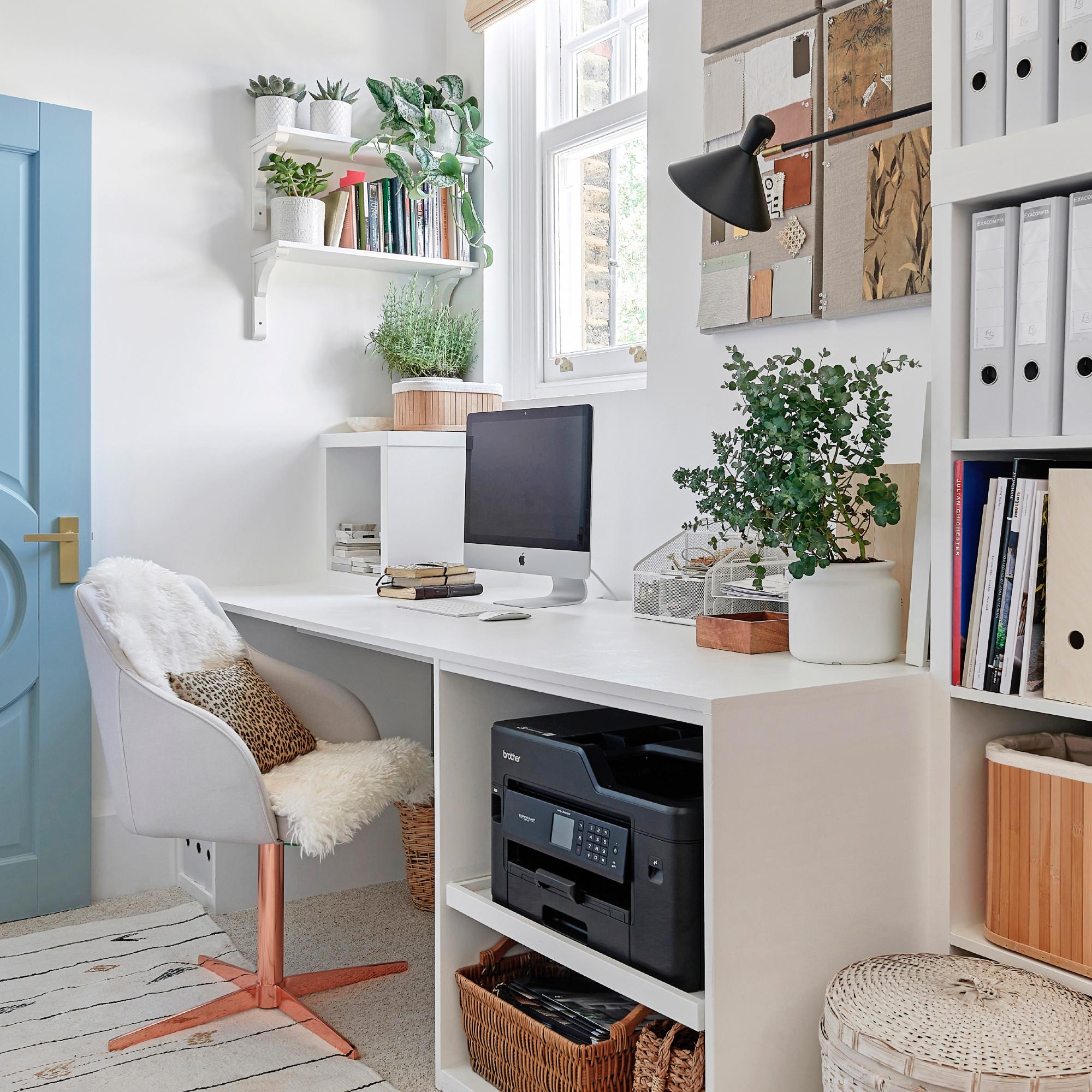 Incorporating Natural Light to Boost Focus and Mood