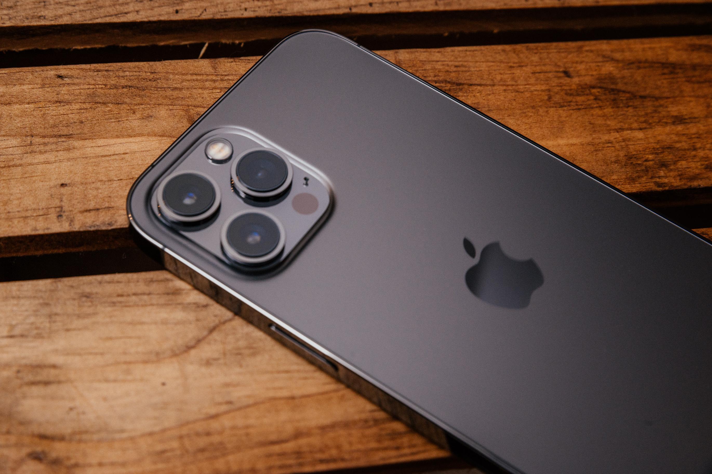 Choosing Privacy as a Priority in Mobile Technology