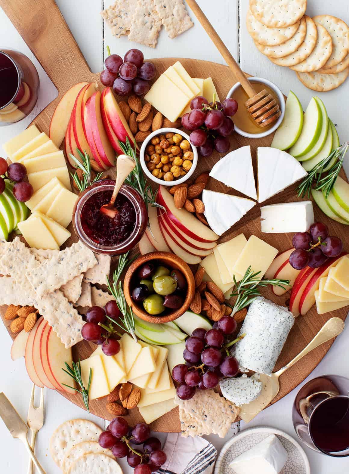Innovative Presentation Ideas to Wow Your Guests