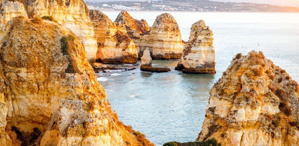 Top Cities for Digital Nomads and What They Offer